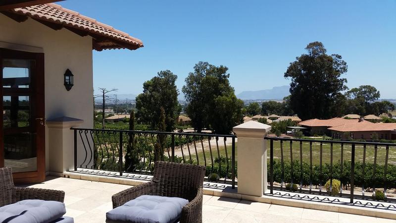 6 Bedroom Property for Sale in Klein Zevenwacht Western Cape